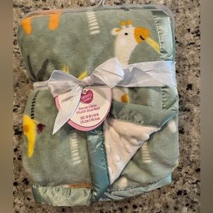 Parent’s Choice Reversible Plush Baby Blanket Giraffe Print - Sage & White- NWT